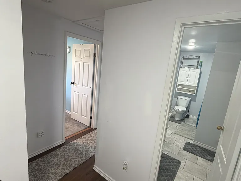 6 Cedarhill Cres — Photo 13