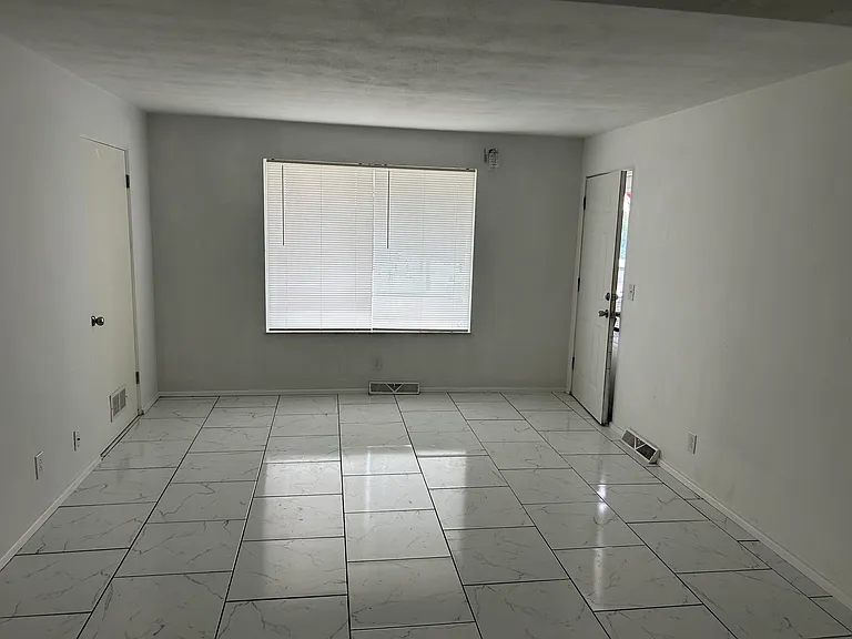 219 Anderson Ln #5 — Photo 29