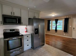 106 Louisa St, Black Mountain, NC 28711