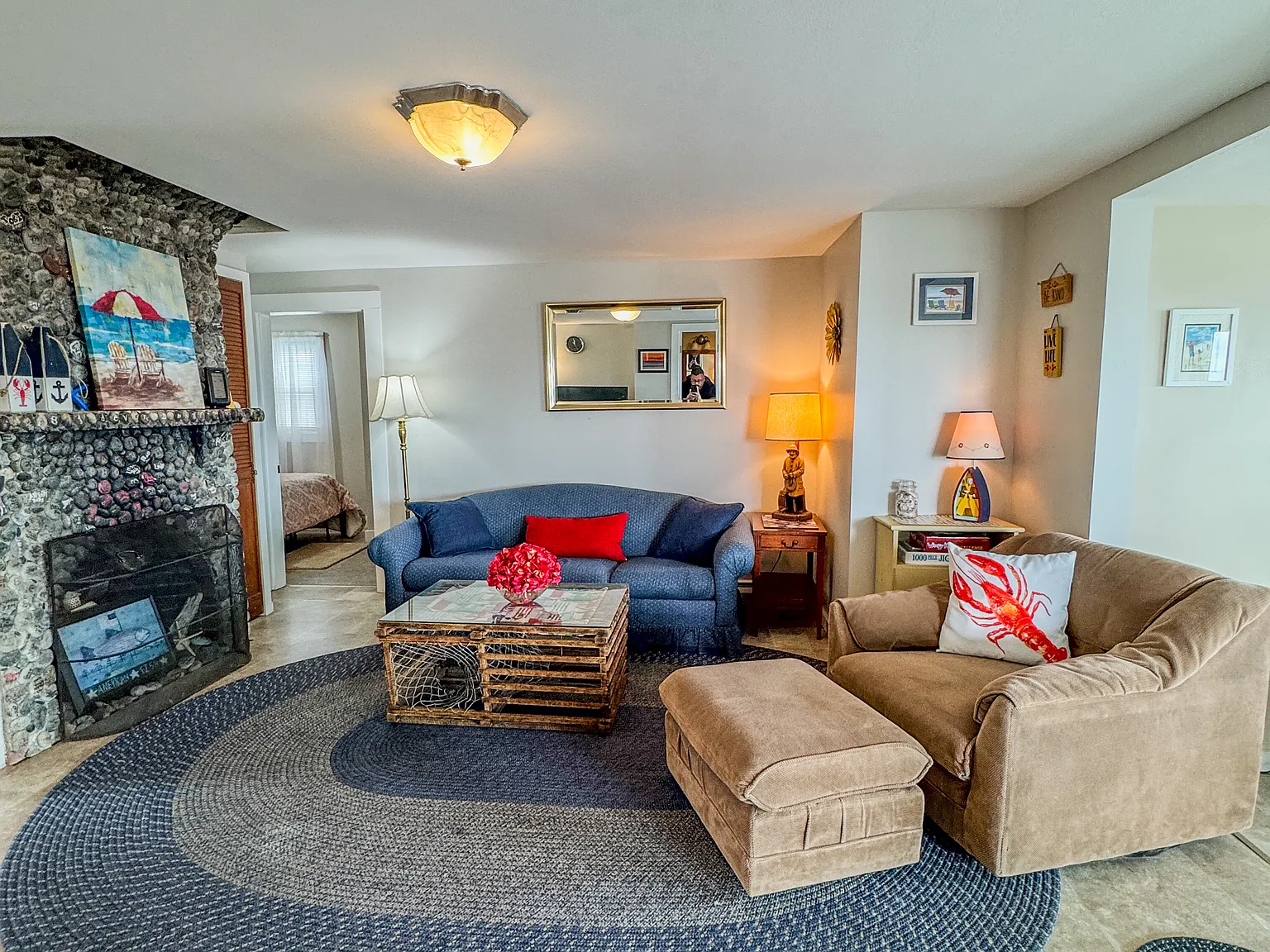 2 bed, 700 sqft, $2,500 — Photo 3