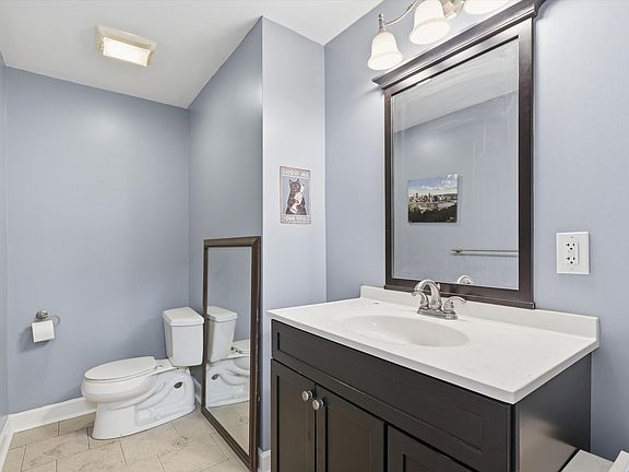 4th image of 2600 Brownsville Rd #1
