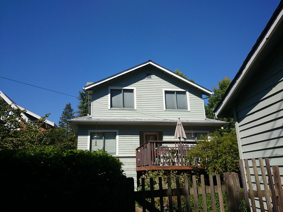 2nd image of 1725 NE Naomi Pl