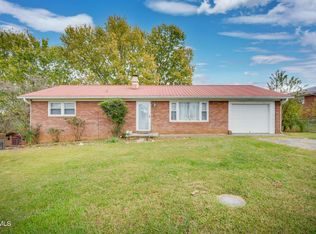 618 E Barton Ridge Rd, Greeneville, TN 37745