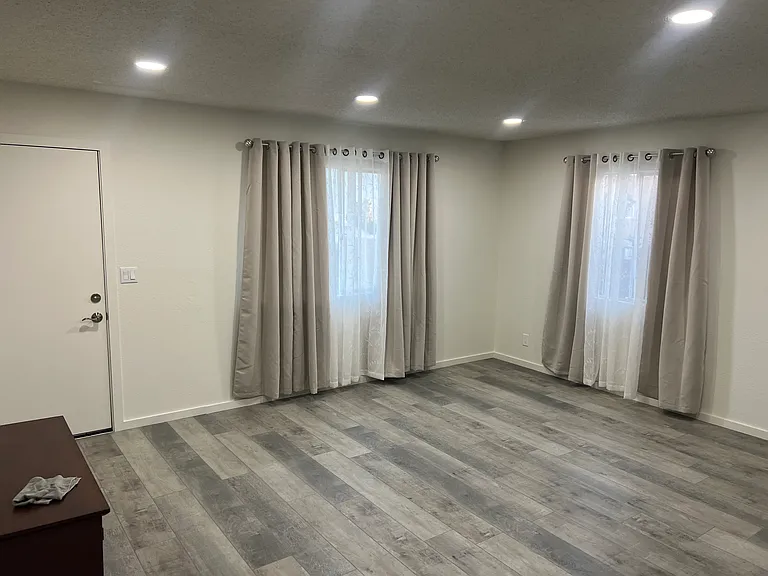 66480 Mission Lakes Blvd #B — Photo 6