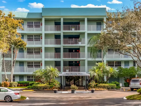 806 Cypress Grove Ln APT 303, Pompano Beach, FL 33069