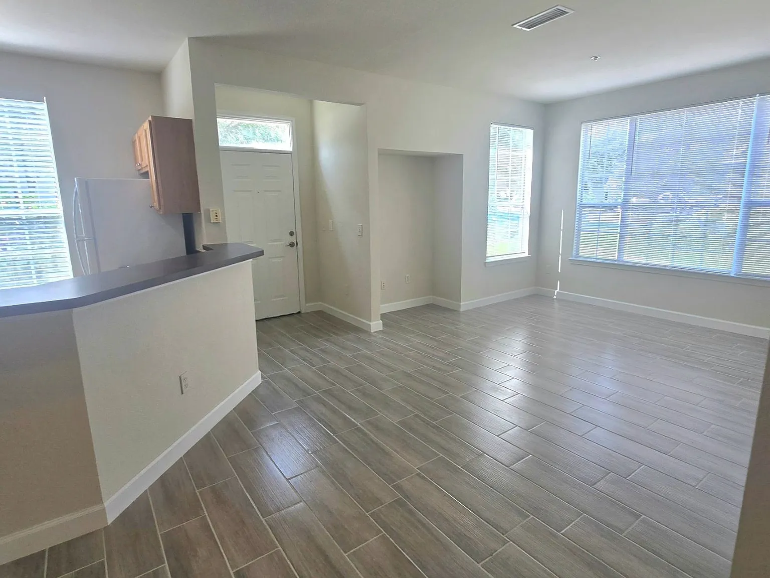 1 bed, 776 sqft, $1,595 — Photo 2