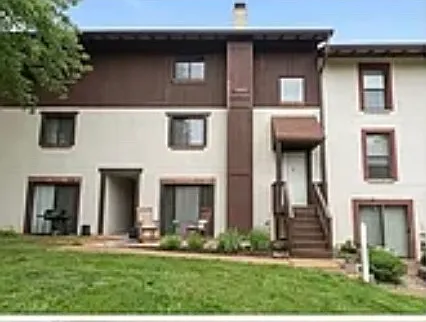 326 Carmel Woods Dr