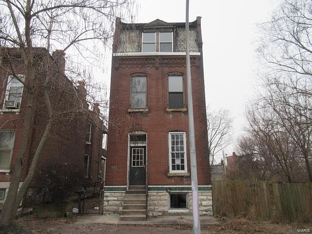 1st image of 3245 Knapp St