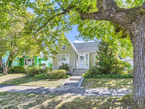 7714 SE 36th Ave #A, Portland, OR 97202