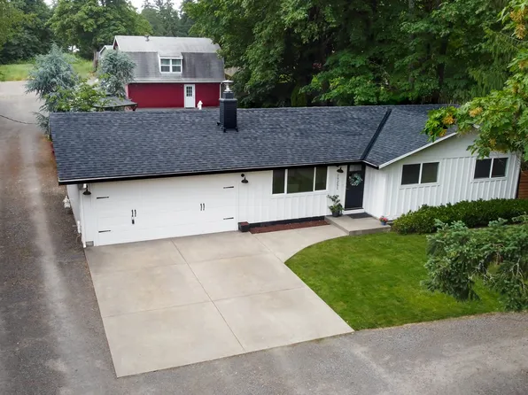 19251 Central Point Rd, Oregon City, OR 97045