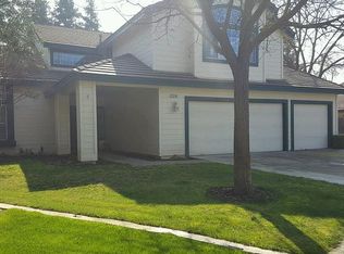2596 Beverly Ave, Clovis, CA 93611