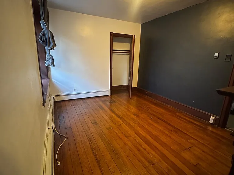 203 Bridge St — Photo 6