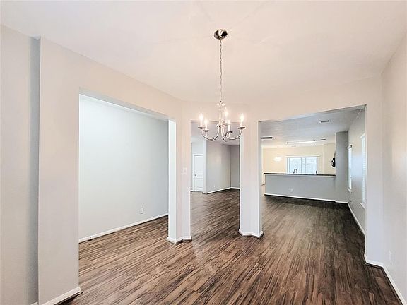 4th image of 10834 Harston Dr