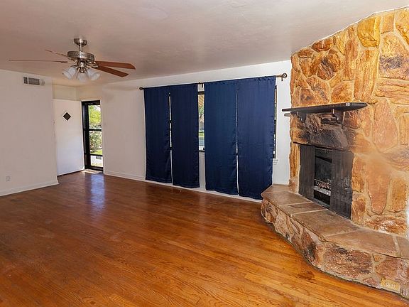 5th image of 2409 Materhorn Dr