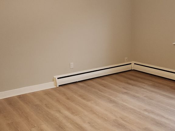 4th image of 69 Chiswick Rd APT 9