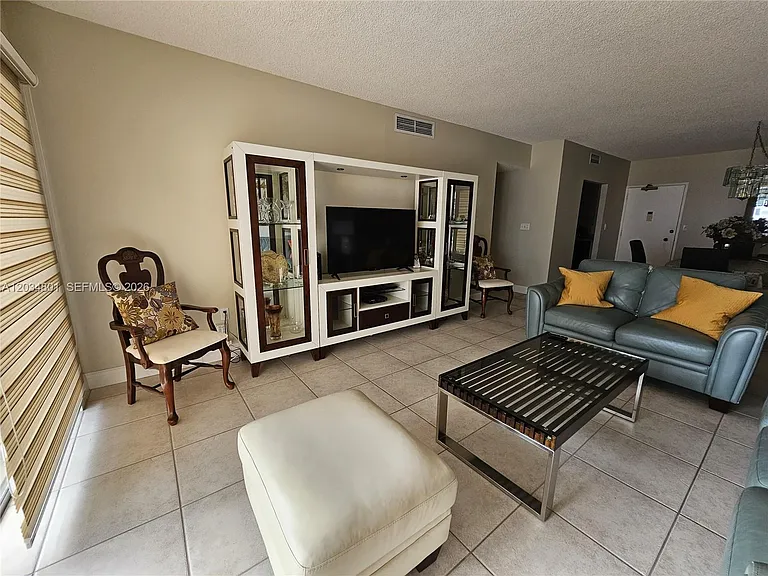 1980 S Ocean Dr #6J — Photo 10