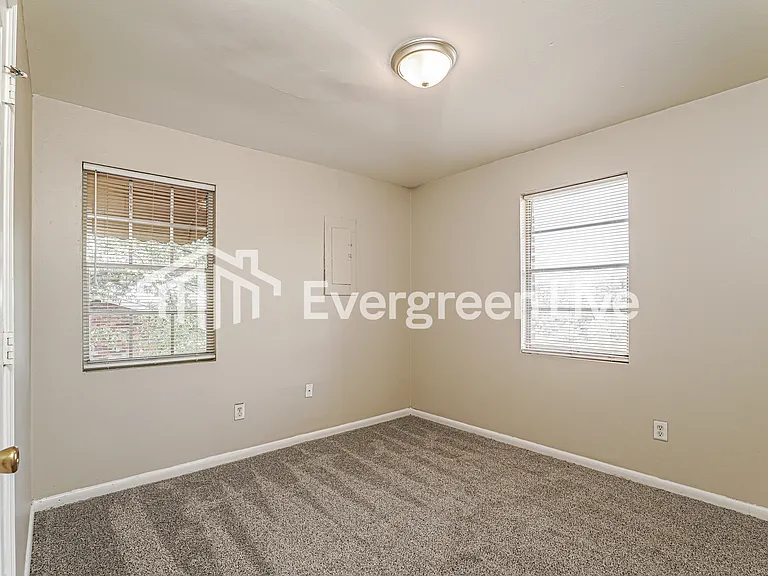 3406 Chadbourne St — Photo 10