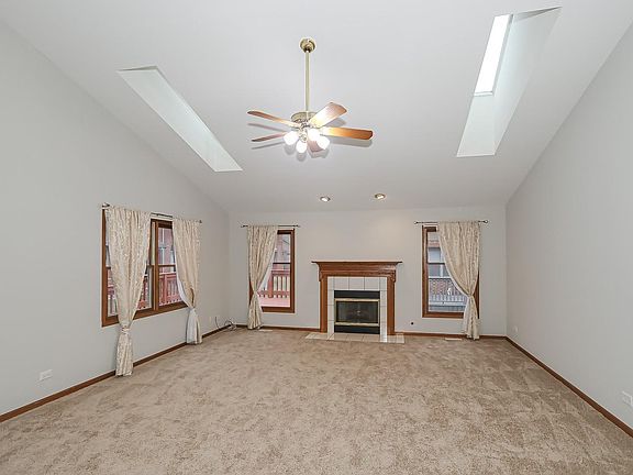 4th image of 205 Woodland Way
