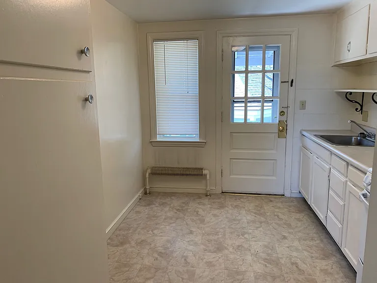 29 Turner St #4 — Photo 5