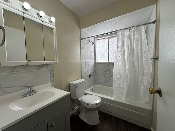 5th image of 4219 Roosevelt Blvd APT D