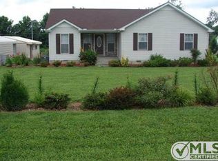101 Leigh Anna Cir, Lafayette, TN 37083