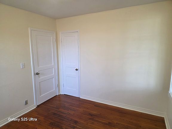 3rd image of 1225 Greenfield Dr