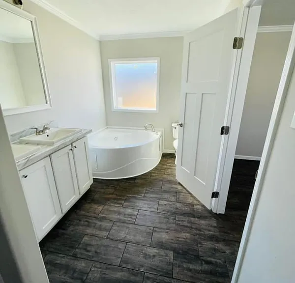 9477 Lansdowne Rd — Photo 5
