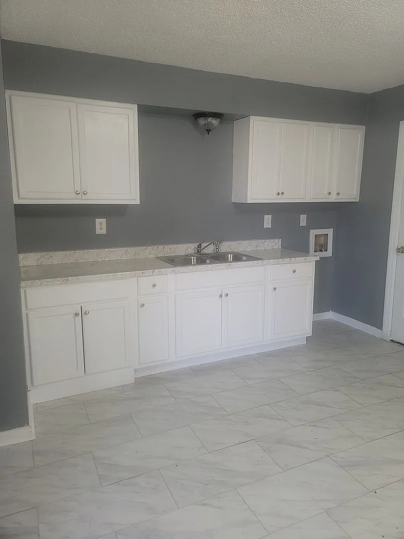 3690 FORD RD — Photo 3