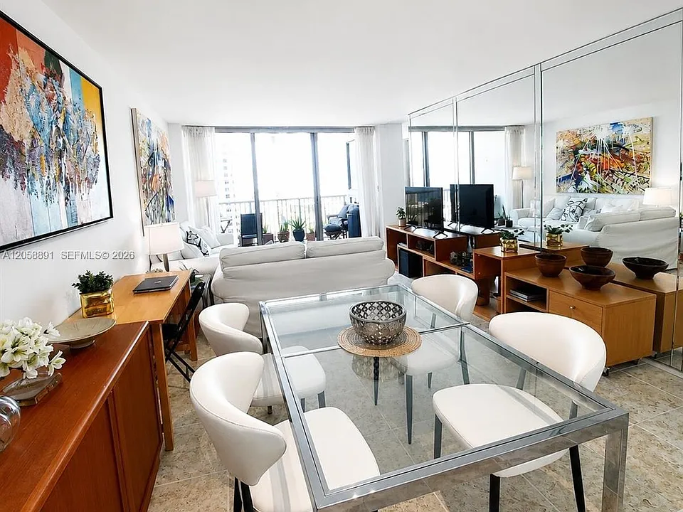 2655 E Collins Ave #2306