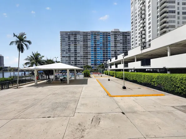 2780 NE 183RD Street #112, Aventura, FL 33160