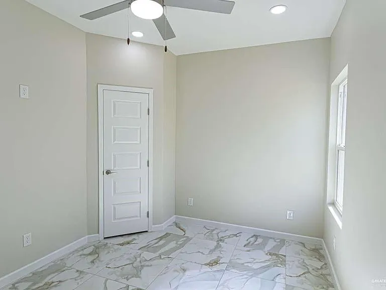 601 N Emerald Ave — Photo 13