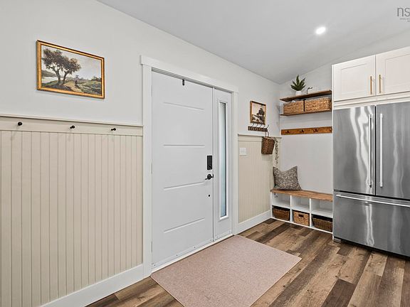 4th image of 1099 English Mountain Rd S
