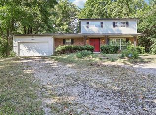 11 Greenwood Ct, Belleville, IL 62223