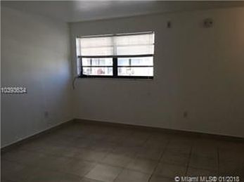 5th image of 833 West Ave APT 405