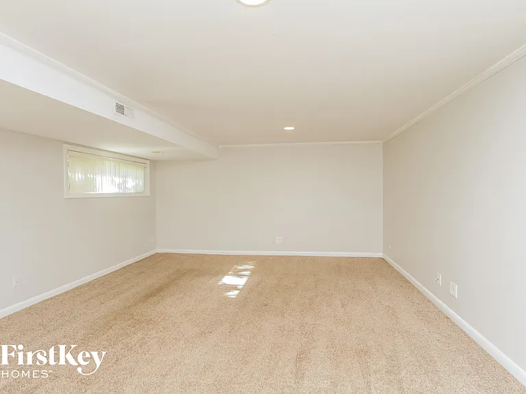 46 N Highview Ave — Photo 8