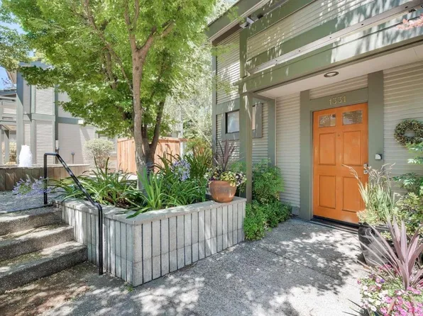 1331 Alma St, Palo Alto, CA 94301