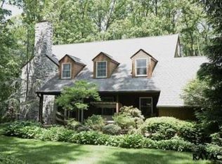 4205 Grandview Rd, Hanover, PA 17331