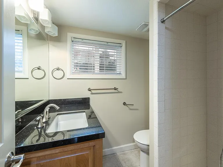 4327 S 2900 E — Photo 11