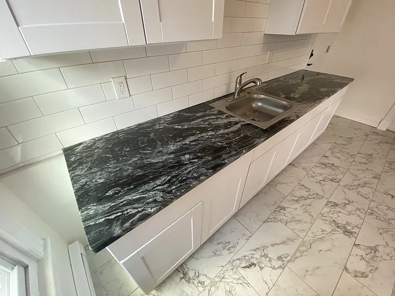 28 Pulaski St #3 — Photo 2