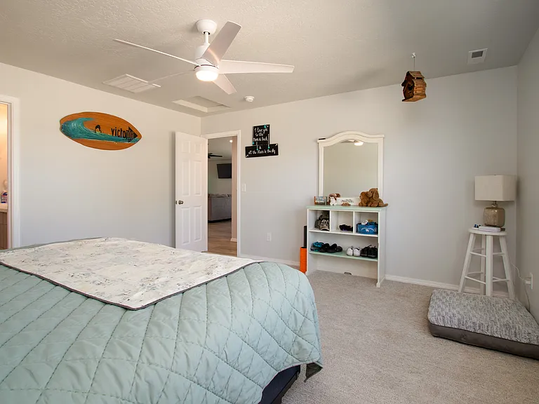 406 Hildago Way — Photo 21