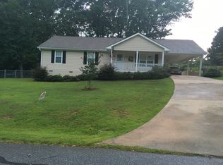 1969 Luann Dr, Alexander City, AL 35010