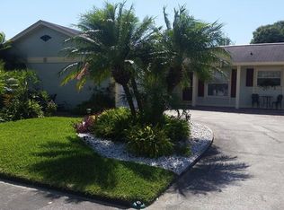 8210 Greenleaf Cir, Tampa, FL 33615