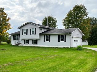 16220 Island Rd, Grafton, OH 44044