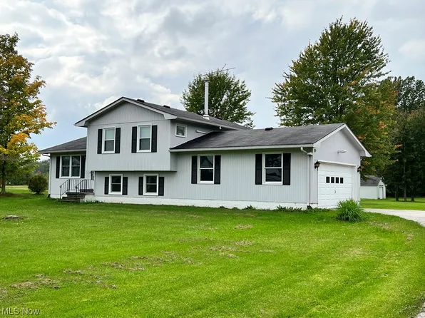 16220 Island Rd, Grafton, OH 44044