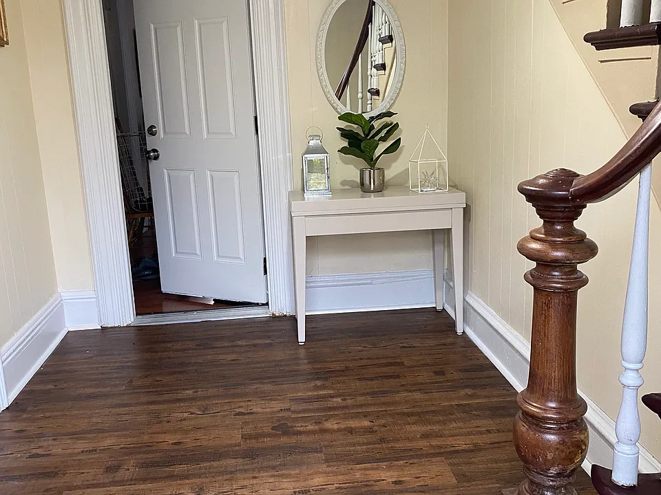 26 Hammond St #1