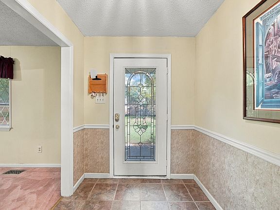 4th image of 5121 Madison Ave