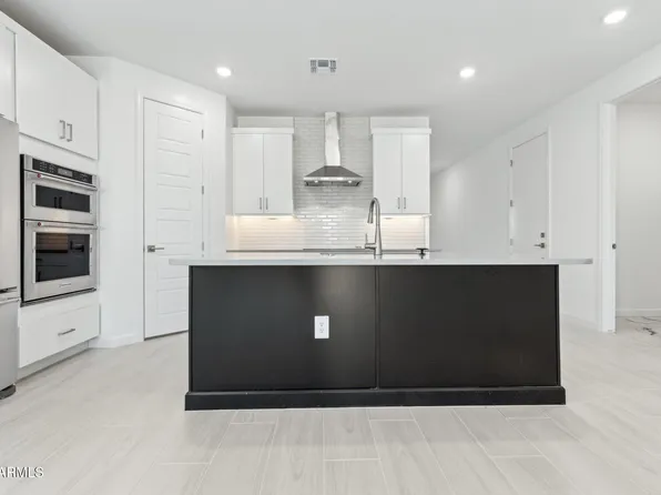 2453 E VILLA LINDA Drive, Phoenix, AZ 85024