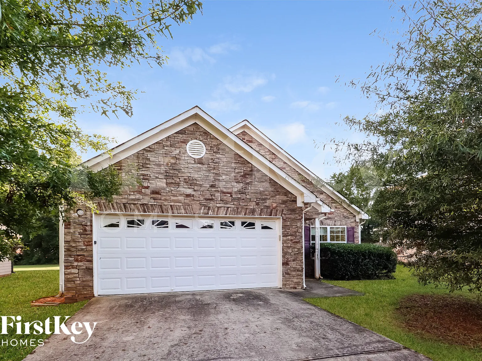 3 bed, 2.0 bath, 1668 sqft, $1,850 — Photo 1