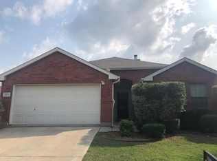 1417 Carrigan Ln, Denton, TX 76207