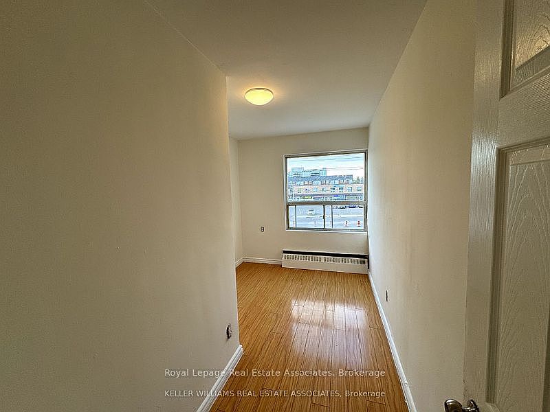 Mississauga House for rent - 3 Bedrooms — photo 8